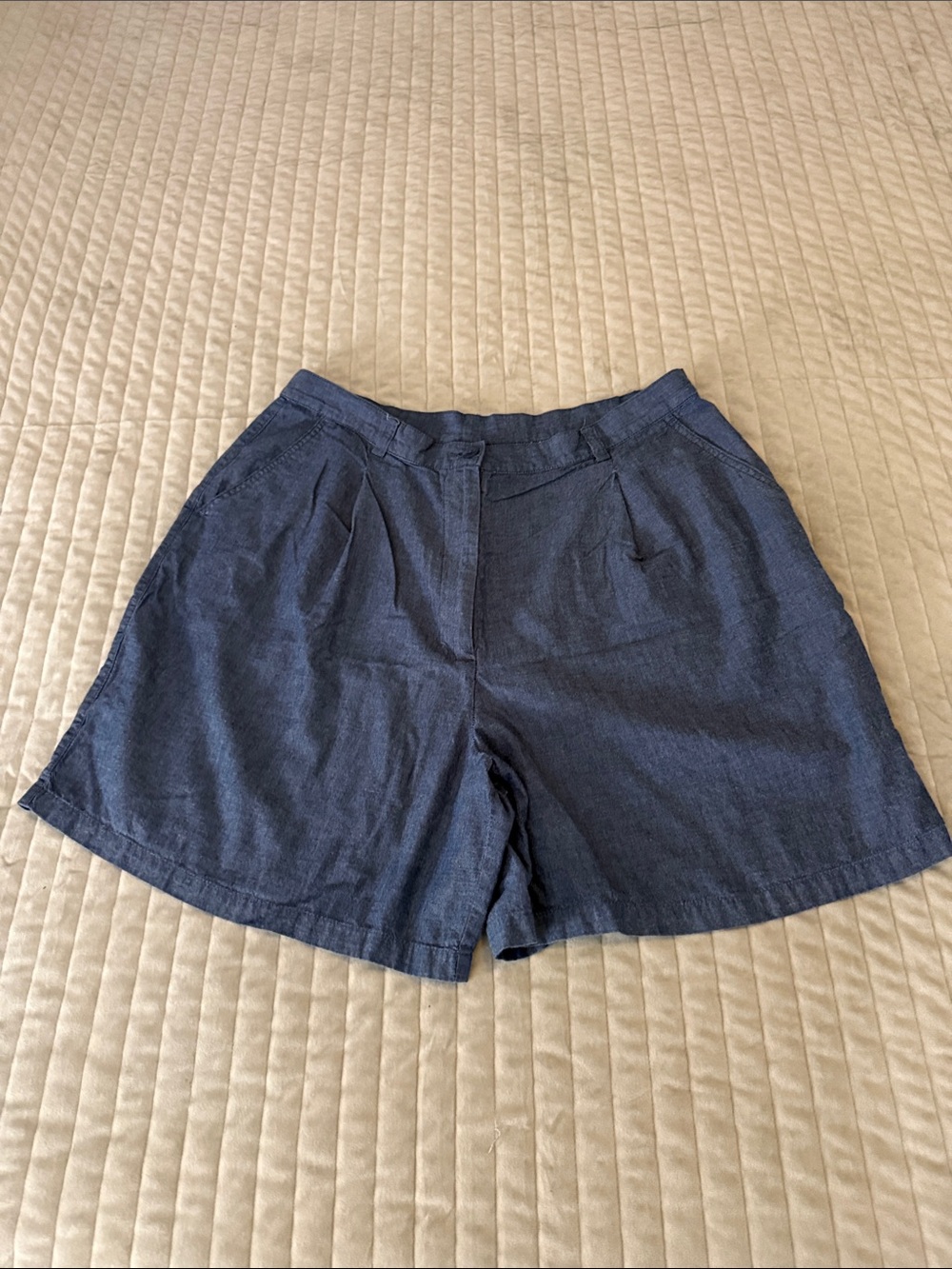 Charter Club 100% Cotton Navy Tailored Linen-Blend Bermudas - Size 16